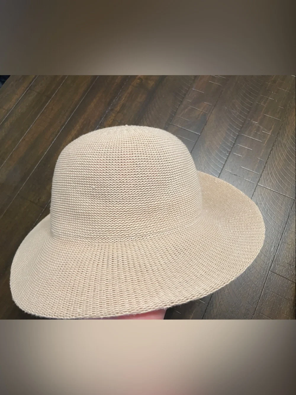 Noidinotte Chic Collection Beige Wide Brim Crochet Knit Hat